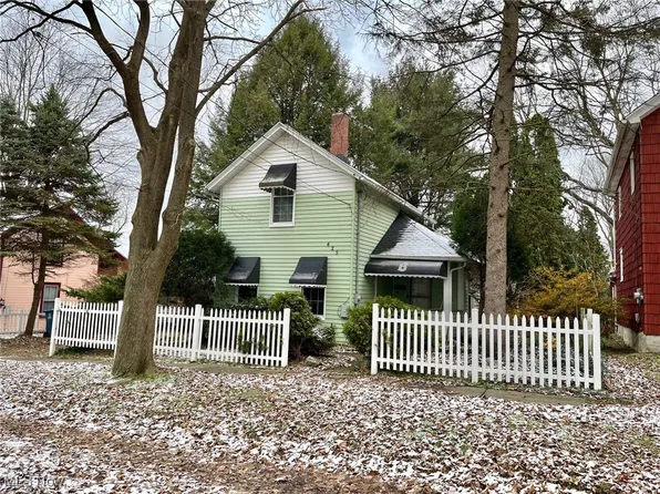 425 Dodge St, Kent, OH 44240
