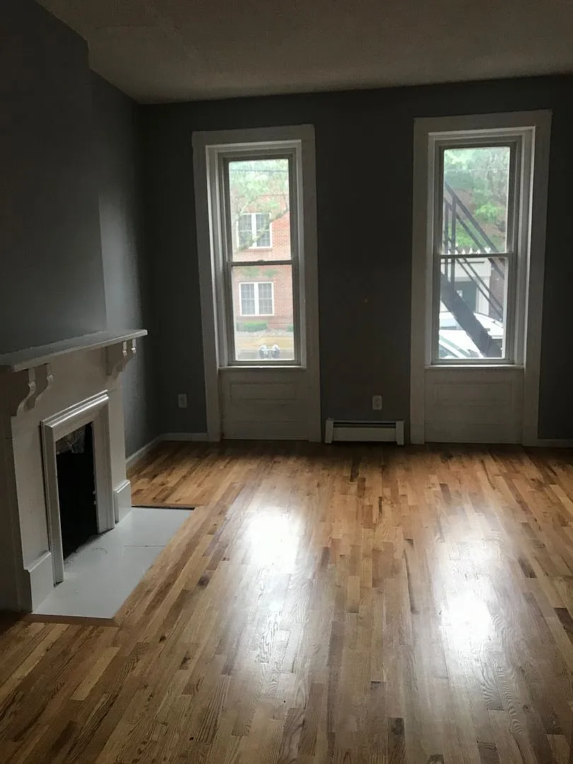 133 Howe Street — Photo 4