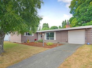 334 E 28th St, Bremerton, WA 98310