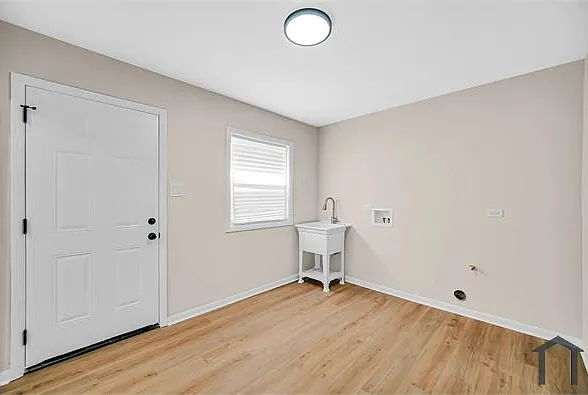 11701 S Campbell Ave — Photo 8