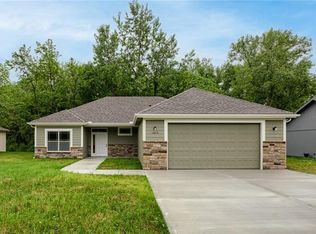 1317 Kristie Cir, Excelsior Springs, MO 64024