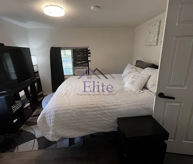 101 E Wood Ln — Photo 14
