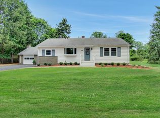 86 Spencer Rd, Basking Ridge, NJ 07920