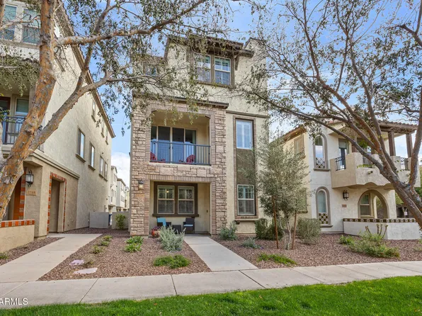 2754 S HARMONY Avenue, Gilbert, AZ 85295