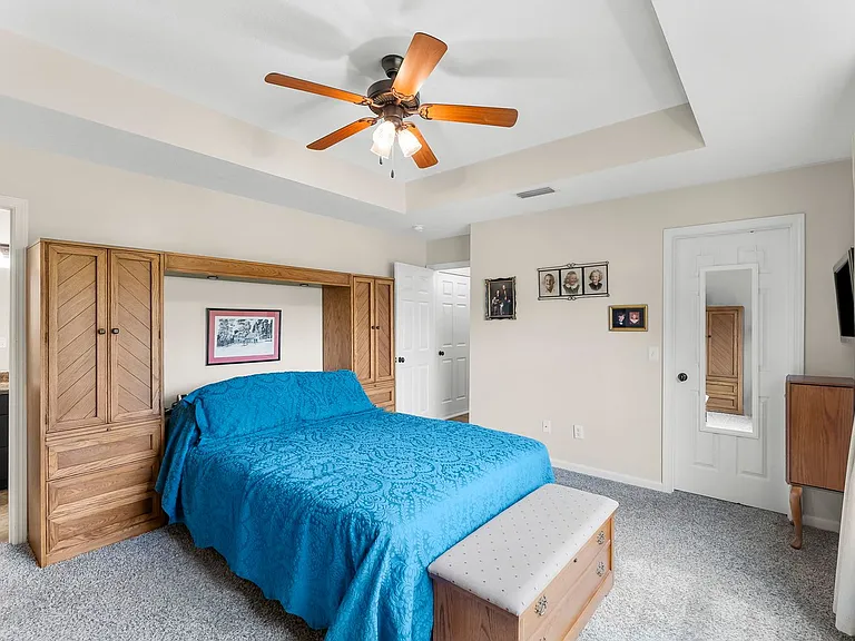 2624 Avondale Ct — Photo 18