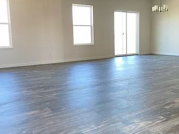 3rd image of 4724 Langhorn Trl