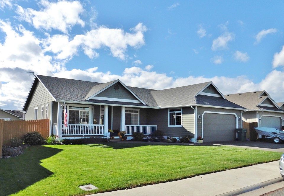 1st image of 1719 N Bluegrass Ln