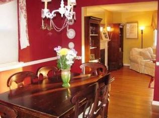 2707 Ross Rd, Chevy Chase, MD 20815