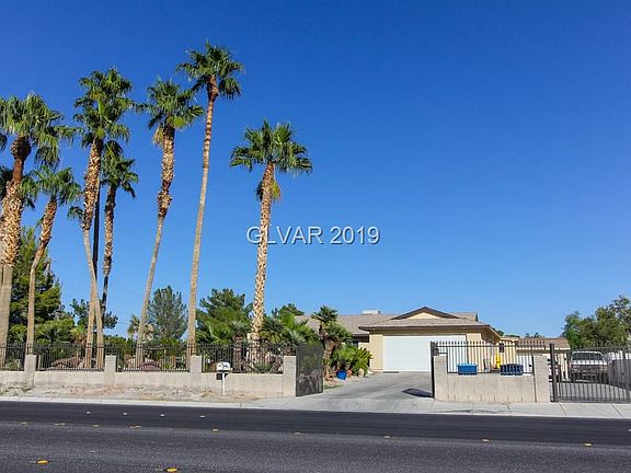 2nd image of 6620 N Tenaya Way