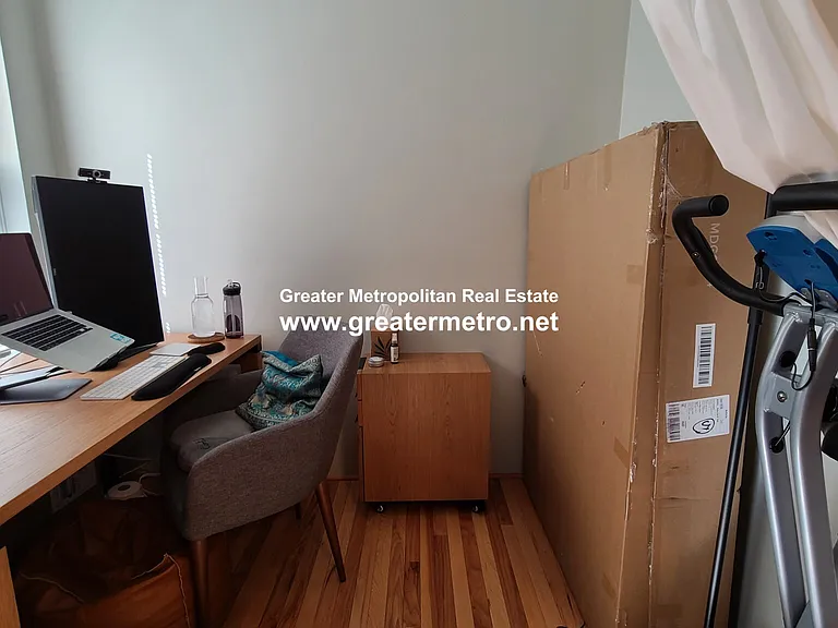 5 Charter St #4 — Photo 4
