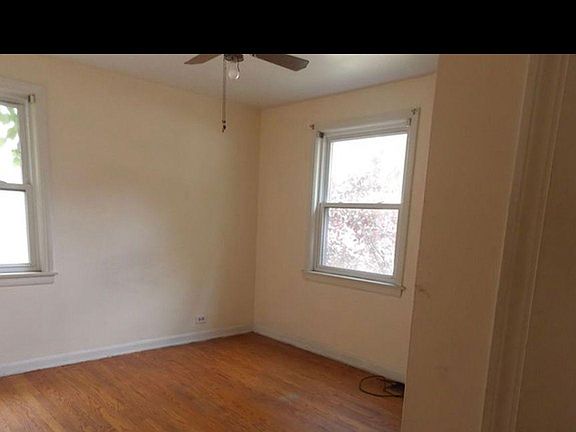 2nd image of 18046 School St