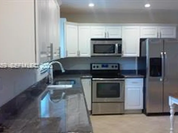 2311 NW 7th St, Fort Lauderdale, FL 33311