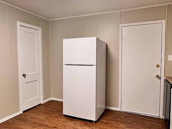 5th image of 4006 Boren Ave