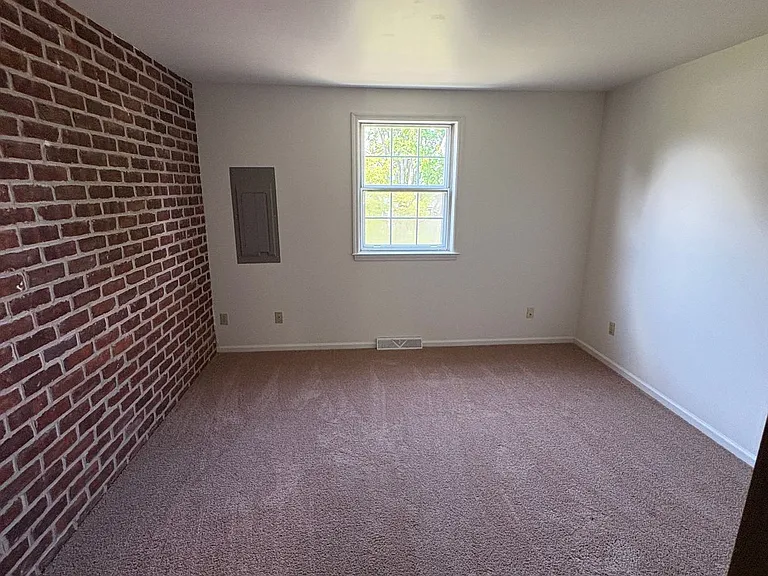 2817F Willow Street Pike N — Photo 10