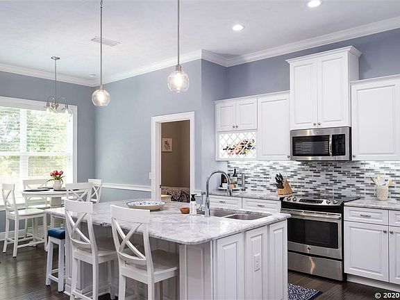 4th image of 14985 NW 150th Ln
