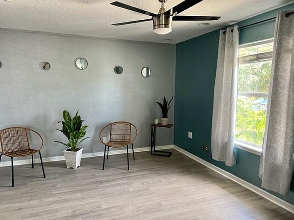 5th image of 1005 Cabo Blanco Ave E