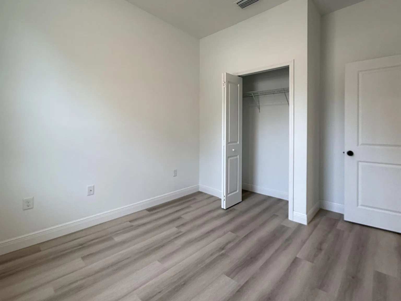 4 bed, 1580 sqft, $1,800 — Photo 2