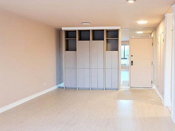 3rd image of 3700 Capri Ct APT 206