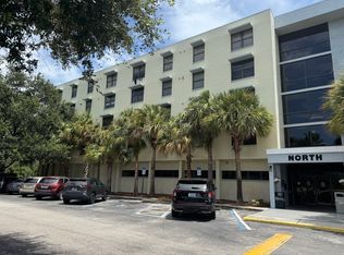 701 S Madison Ave APT 312, Clearwater, FL 33756
