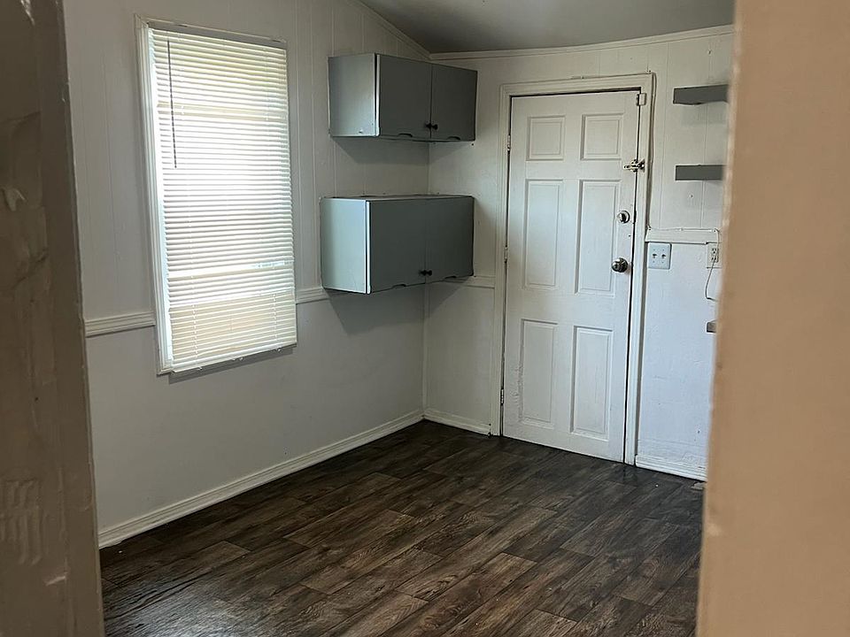 1st image of 31 Wharf Ave