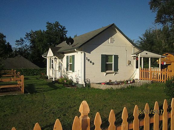 3rd image of 1669 N 18th St