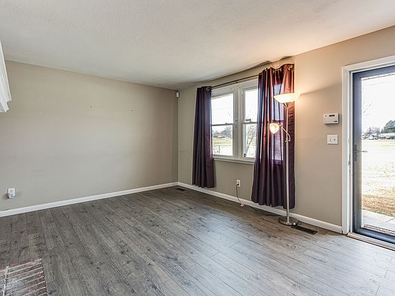 5th image of 6518 Scenic Dr
