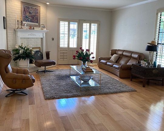5th image of 1110 S Shenandoah St APT 1
