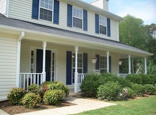 432 Arrowhatchee Dr, Winder, GA 30680