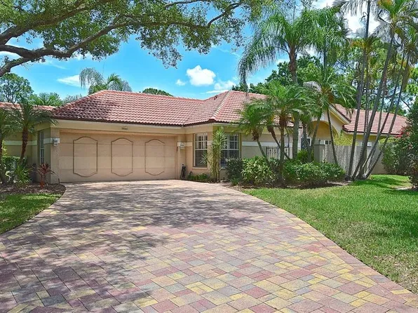 3890 Lyndhurst Ct, Sarasota, FL 34235
