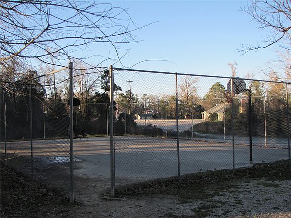 5th image of 461 Lagoon Dr
