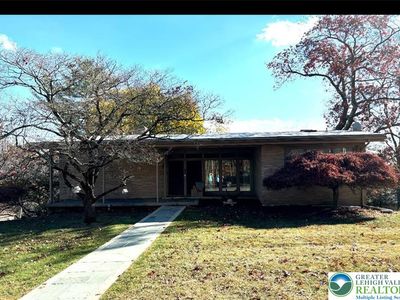 407 E Plainfield Ave, Pen Argyl, PA, 18072
