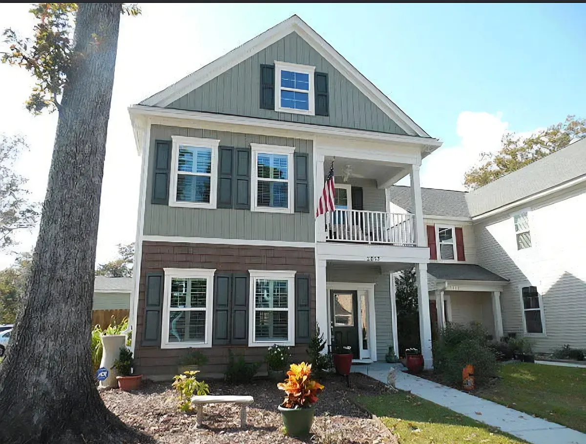 Building Photo - 2053 Maybelles Ln