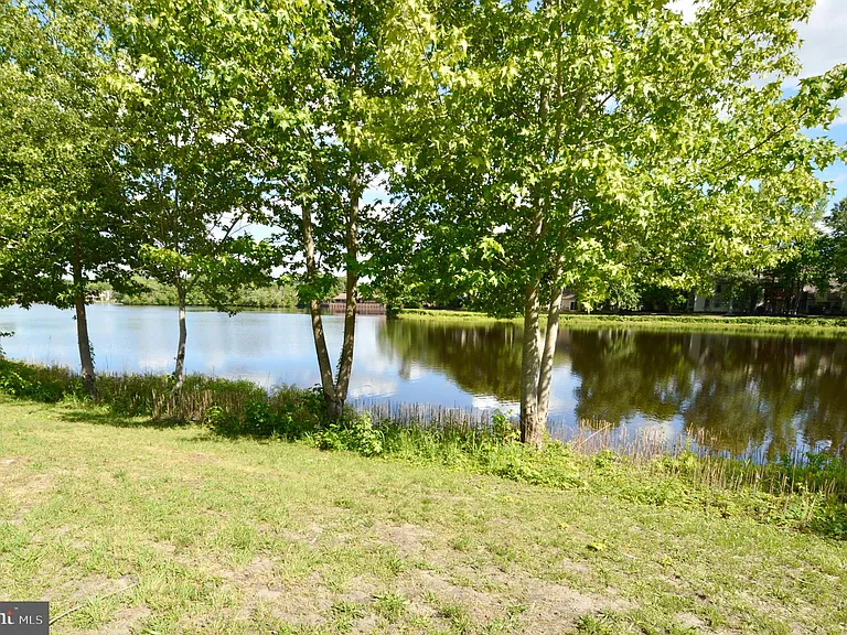 340 Woodlake Dr — Photo 22