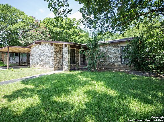 2nd image of 3835 Viewsite Dr