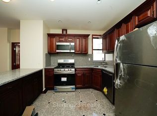 3139 35th St APT 4, Astoria, NY 11106