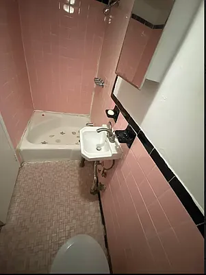 Rented by Ethan Blinder, LREB | media 4