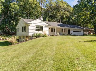 2636 Lydiard Ave, Excelsior, MN 55331