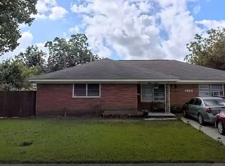 1802 Easthaven Dr, Pasadena, TX 77506