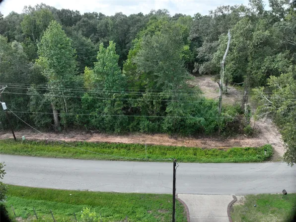 27060 Hill And Dale Ave, Splendora, TX 77372