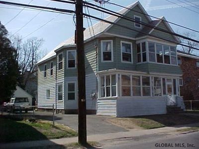 31 Vley Rd, Schenectady, NY, 12302