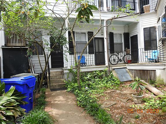 Carriage House Apt A downstairs