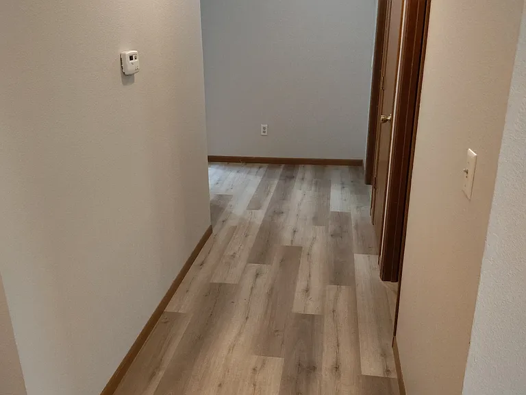 2759 W Cherokee St — Photo 4