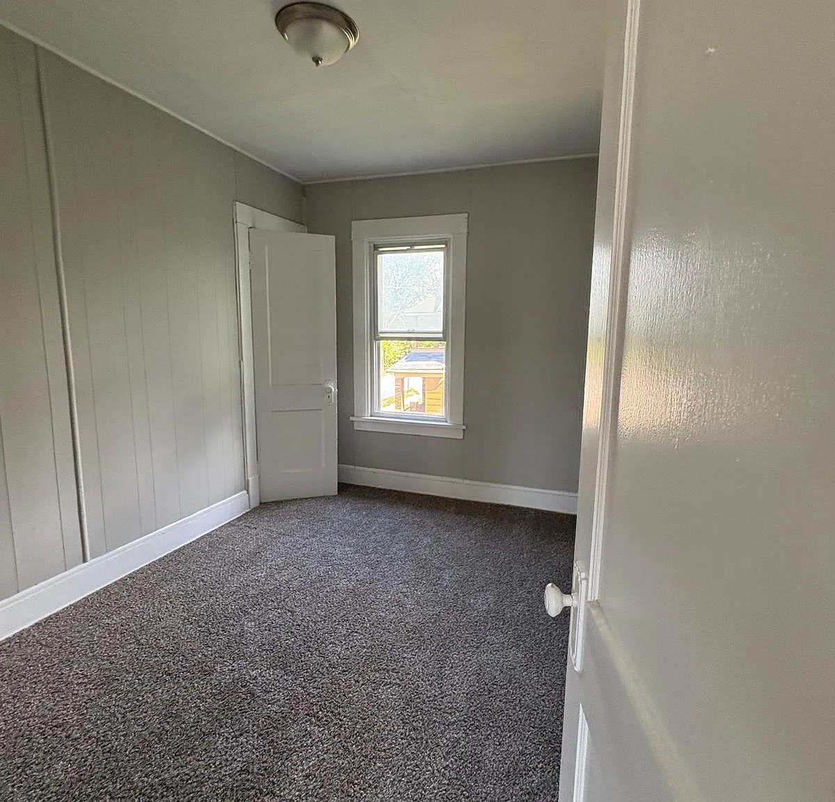 3 bed, 900 sqft, $850 — Photo 4