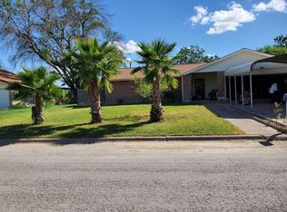 106 Edward St, Del Rio, TX 78840