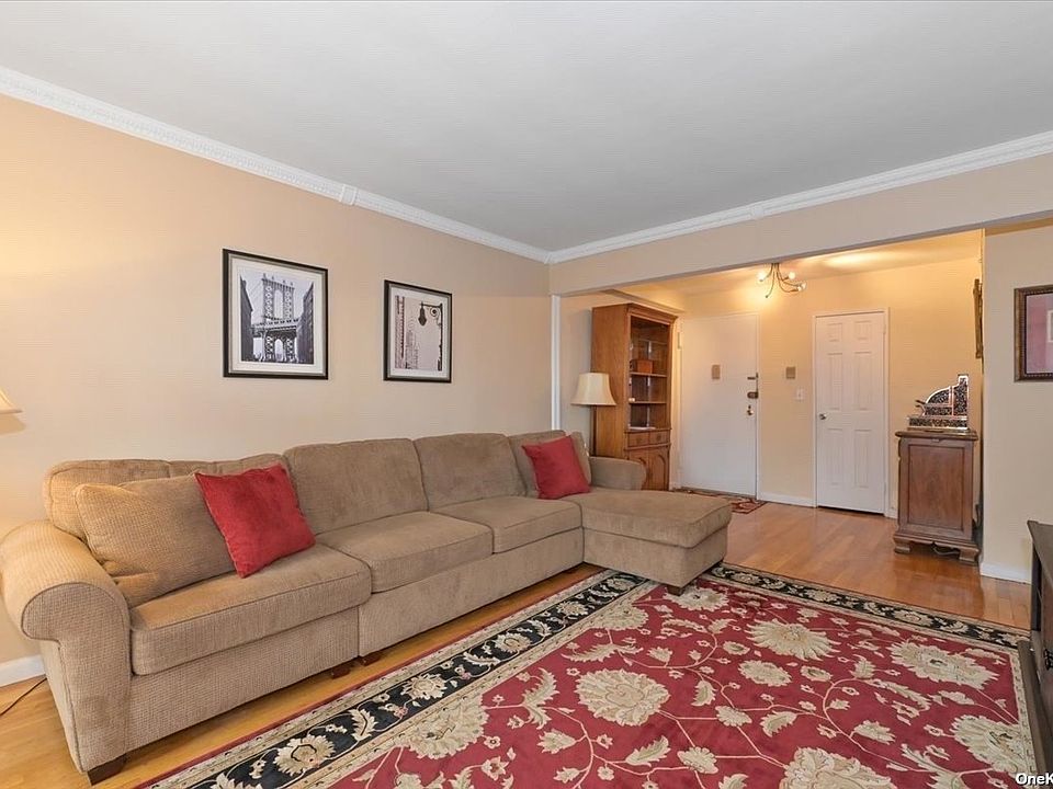 1st image of 3 Birchwood Ct APT 4D