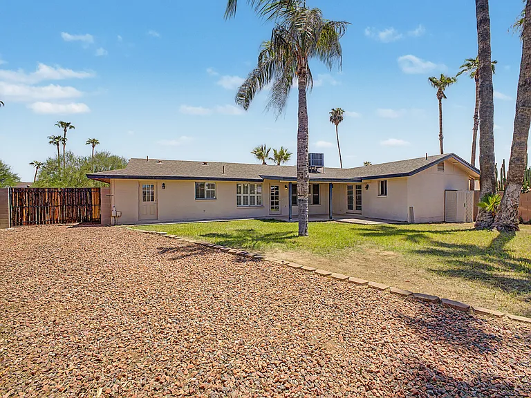4016 W Hayward Ave — Photo 28