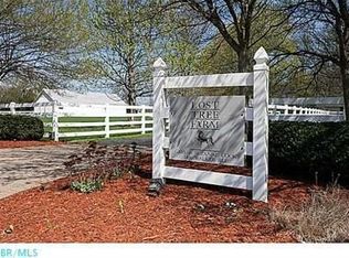 3400 Walker Rd, Hilliard, OH 43026