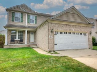 10116 E Avondale Cir, Ypsilanti, MI 48198
