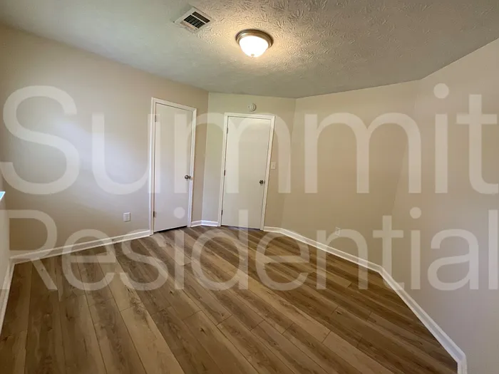 245 Windemere Way — Photo 15