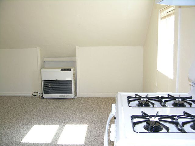 Building Photo 4